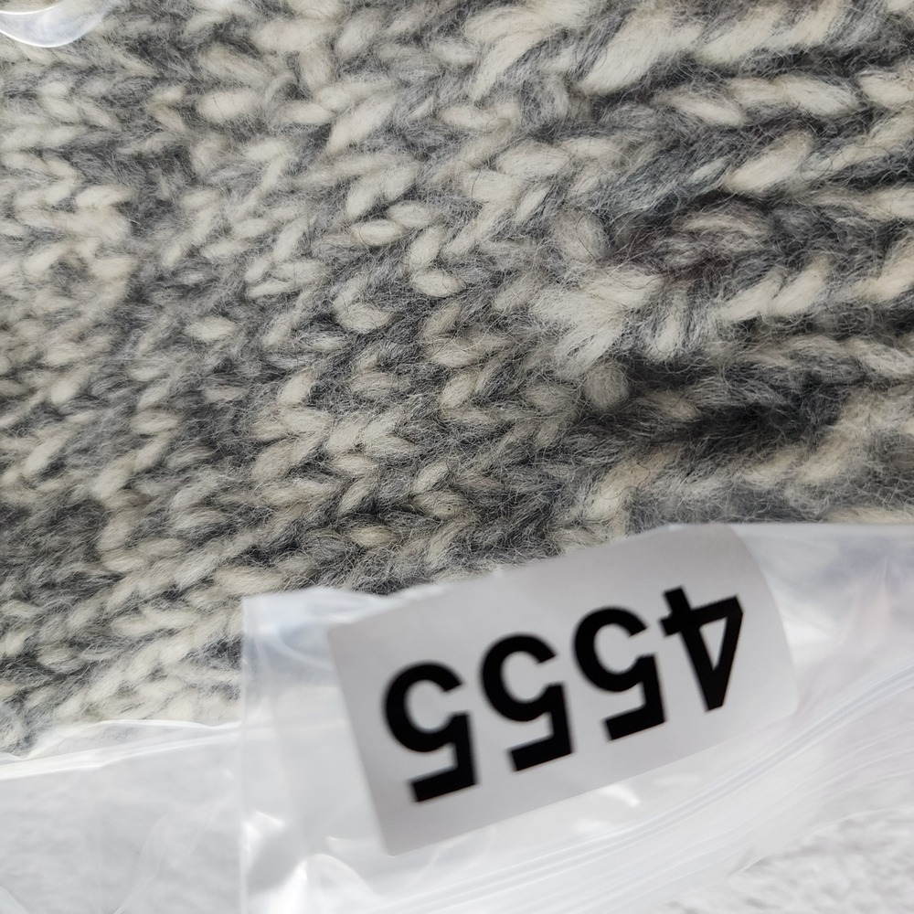 Handmade Wool Mittens Mens Womens Medium Large Grey White Chunky Knit Gloves - Picture 10 of 10